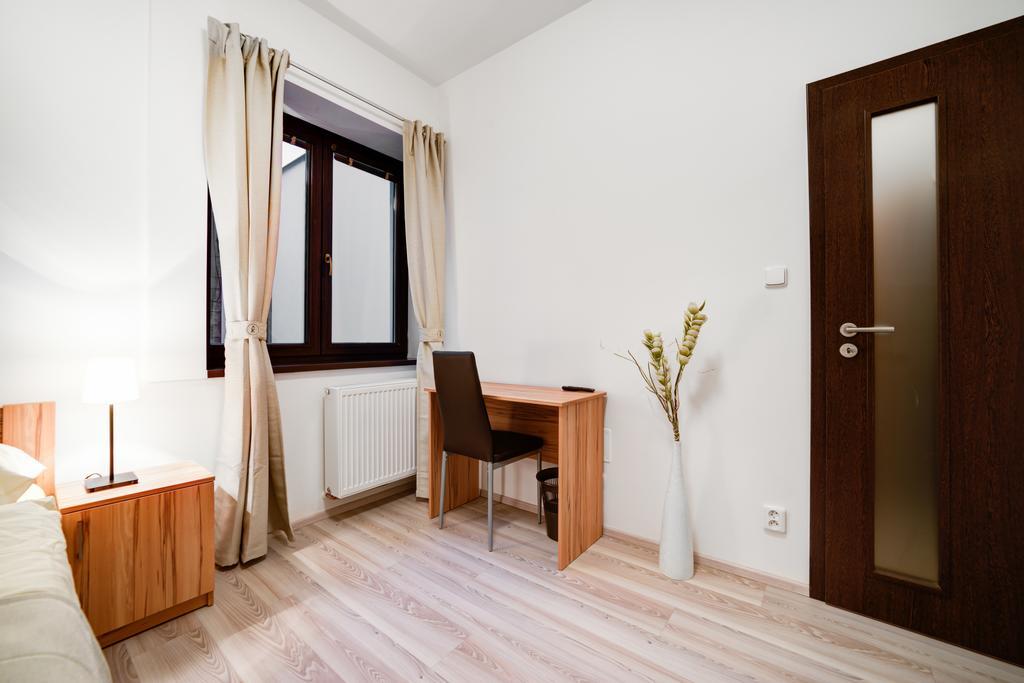 Penzion Kralovska Cesta Brno Cameră foto